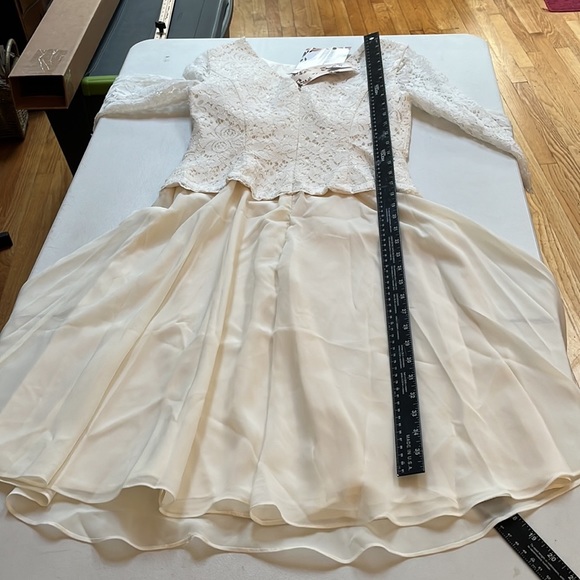 A W Bridal size 6 Ivory lace midi dress lined with silky chiffon skirt - Picture 11 of 16
